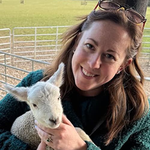 Dr. Rachel Mozwecz, Lisle Veterinarian